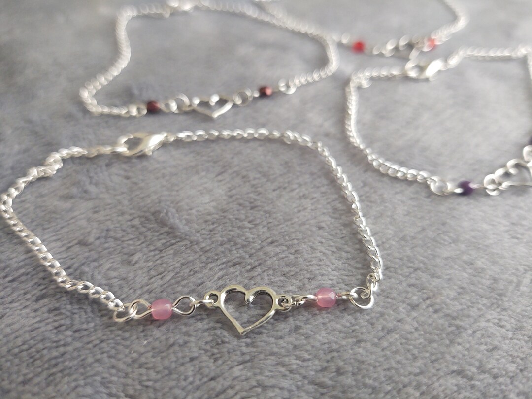 Dainty Valentine's Heart Chain Bracelet That Comes in Red, Pink, Purple ...