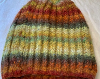 Extrem warme Beanie Mütze, 100% Wolle, Handarbeit.
