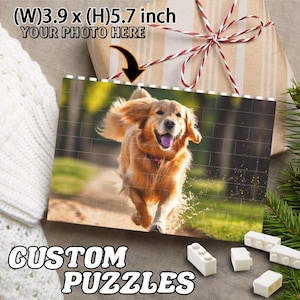 K&ouml;nnte beinhalten: Ein individuelles Puzzle mit einem Golden Retriever, der &uuml;ber eine gr&uuml;ne Wiese rennt. Das Puzzle besteht aus wei&szlig;en Plastikteilen und misst 3,9 Zoll in der Breite und 5,7 Zoll in der H&ouml;he. Der Text "(W)3.9 x (H)5.7 inch YOUR PHOTO HERE" ist oben auf dem Puzzle gedruckt.