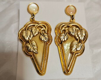 Vintage 80s Abalone Inlay Dangle Earrings, Gold Tone Leaf Design