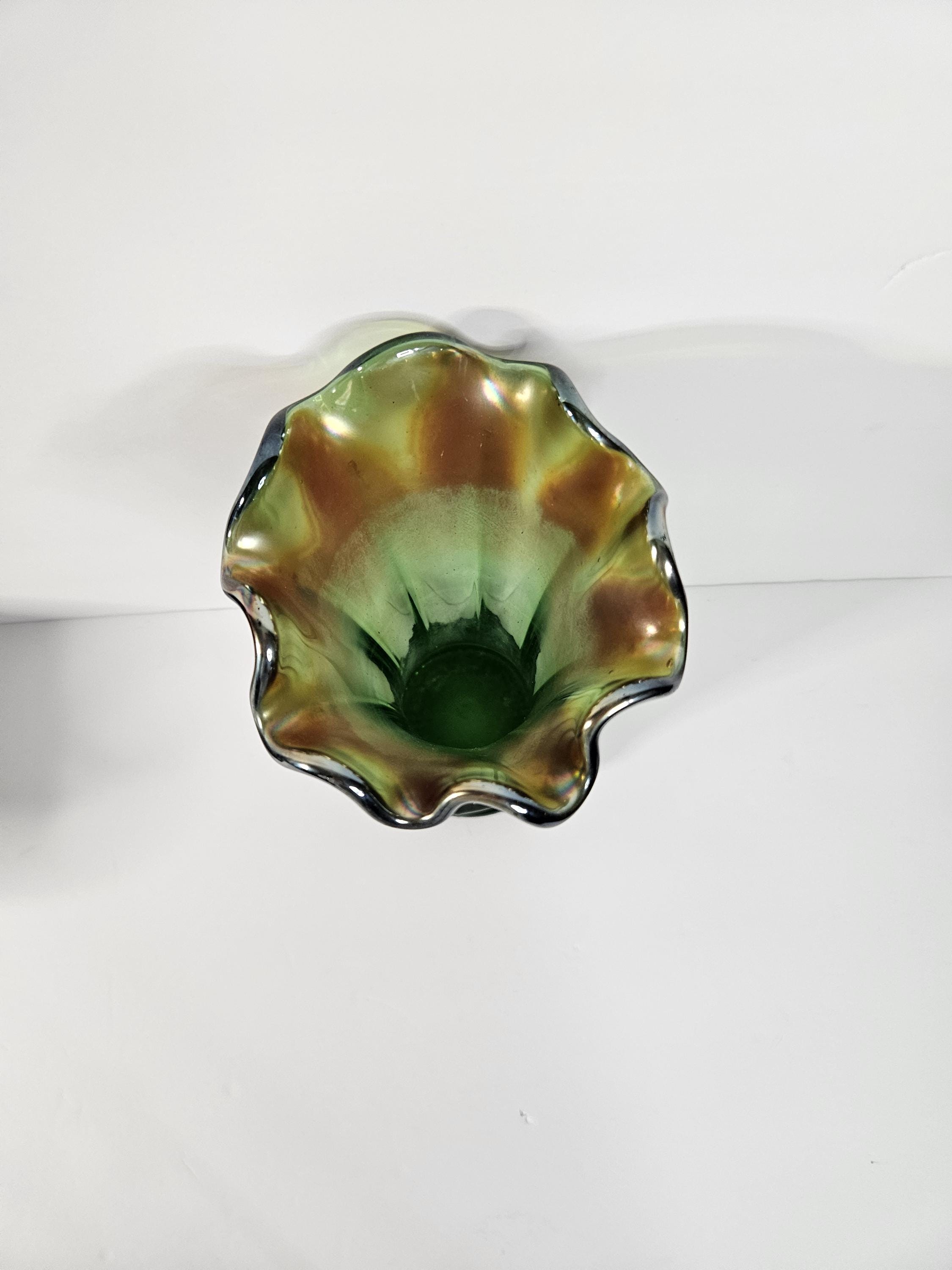 Antique Northwood Emerald Green and Marigold Swung Thin Ribbed