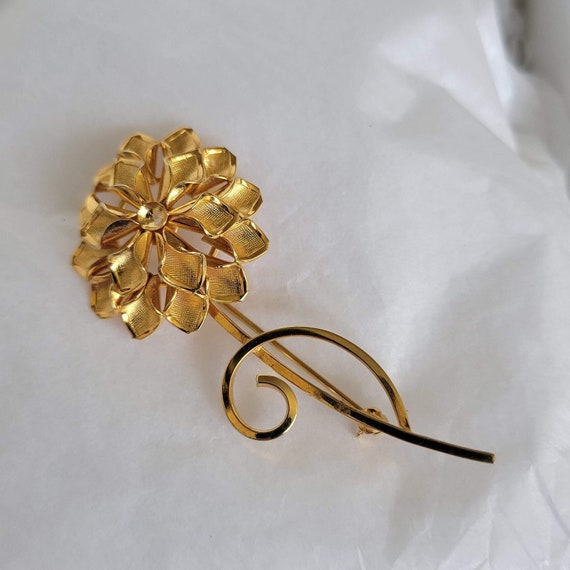 Rolled Gold Flower Vintage Brooch Signed by Bond … - image 1