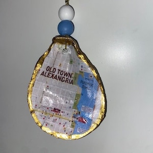 Old Town (Alexandria) oyster shell hand crafted ornament