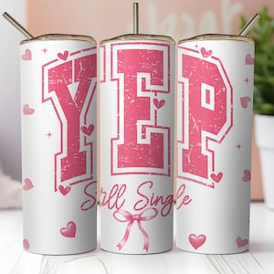 Archivo PNG único, envoltura para vaso de 20 oz, corazón con lazo moderno, regalo divertido para San Valentín, descarga digital, letras universitarias rosas