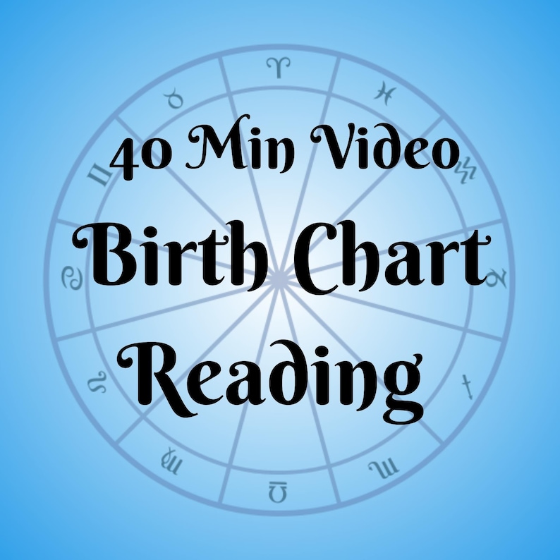 K&ouml;nnte beinhalten: Ein blaues astrologisches Diagramm mit einem wei&szlig;en Kreis in der Mitte. Der Text "40 Min Video Birth Chart Reading" ist in Schwarz auf dem Diagramm geschrieben.