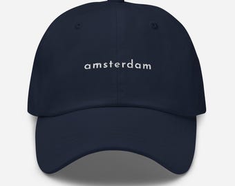 AMSTERDAM Geborduurde Dad Hat | Minimalistische katoenen baseballpet | Unisex streetwear pet