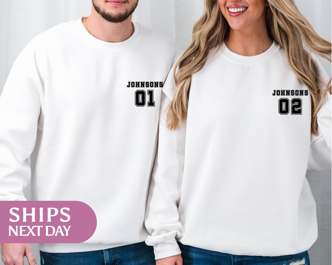 matching-family-sweatshirts-personalized-last-name-hoodie-for-couples