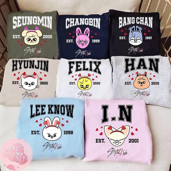 straykids ポンチョ ジニレット Skzoo Clothes, Wifi Hoodie, Wifi Heart, Puppym, Seungmin, Stray