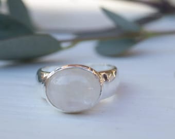 Moonstone ~ Sterling Silver 925 ~ Handmade ~ Gemstone ~ Statement ~ Everyday ~ oval stone ~ Hippie ~Bohemian~June Birthstone~MR156