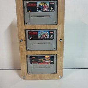 任天堂 SNES コレクターフレームスタンドディスプレイ 3 モジュールカートリッジ壁フレーム用 プレキシガラス保護付き