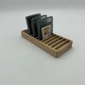 Oak wood frame for 13 Gameboy Classic / Color games (without case) - stand / display