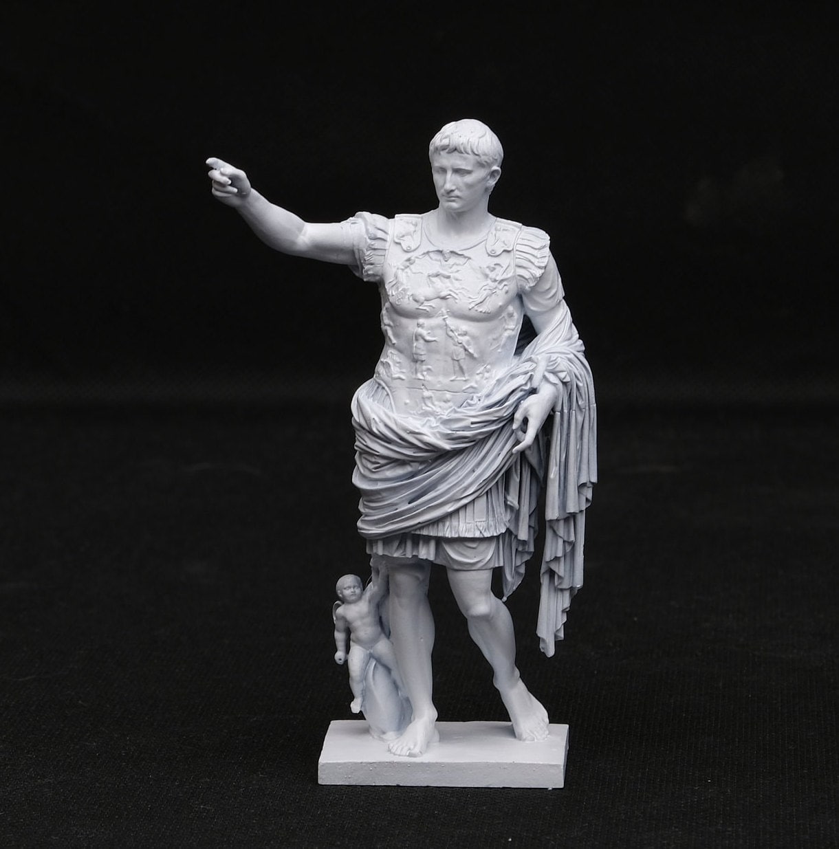 立体・オブジェ VIRTUS 手描きのアウグストゥス・プリマ・ポルタ - 樹脂レプリカ - イルカに