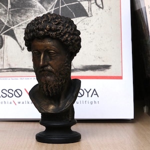 HANDPAINTED Marcus Aurelius bust - RESIN REPLICA - Iconic Bust of Rome's Emperor - Stoic philosopher