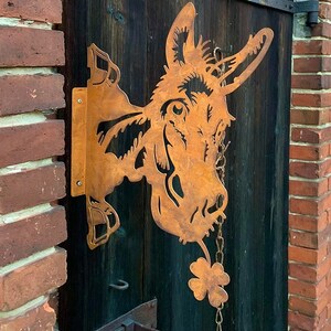 Tree plug metal rust rusty garden decoration rust donkey with clover leaf wall decoration to screw on