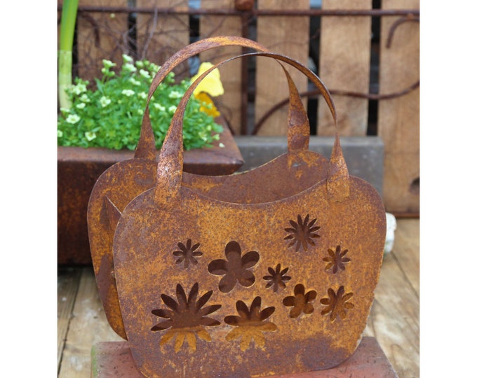 Tasche mit Blumen zum Bepflanzen Windlicht Beetdeko Metall Rost