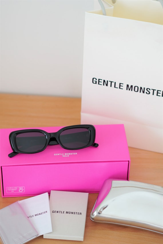 Gentle Monster 2023 BOLD THE BELL 01