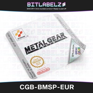 Könnte beinhalten: Ein weißes Game Boy Color-Spielkartuschen-Etikett für Metal Gear Solid. Das Etikett zeigt den Spieltitel in Schwarzweiß, ein Konami-Logo und ein Nintendo-Gütesiegel. Das Etikett ist mit dem Text "CGB-BMSP-EUR" und "Made in Japan" bedruckt.