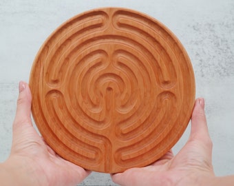 Finger Labyrinth,  Wooden Finger Labyrinth, Meditation Labyrinth, Breathing Board, Hand Labyrinth,  Mindfulness Tools, Finger Maze, Chartres