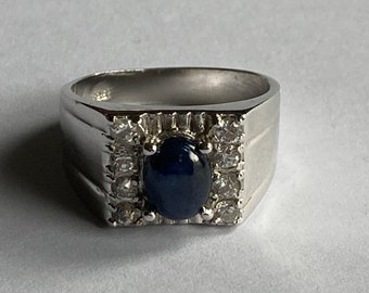 Stunning Vintage Lab Sapphire Cabochon & Cubic Zirconia Sterling Silver Ring - UK Ring Size O/P