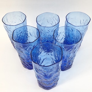 Driftwood Blue Crinkle Glass Highball Glasses / Iced Tea Glasses by Seneca. MCM barware. Mid century glasses. 14 oz