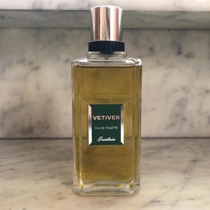 ☆希少・未使用 廃盤香水 ゲラン ダービー DERBY オードトワレ30ml☆ ☆希少・未使用 廃盤香水 ゲラン ダービー DERBY オードトワレ