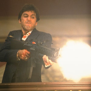 Pintura de Scarface • Tiroteo de Tony Montana 2 • Impresión en lienzo | Decoración de pared para sala de estar, dormitorio, oficina | Lienzo de Scarface