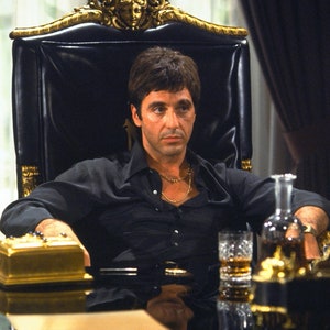 Cuadro de Scarface • Silla Tony Montana • Impresión en lienzo | Decoración de pared para sala de estar, dormitorio, oficina | Lienzo de Scarface