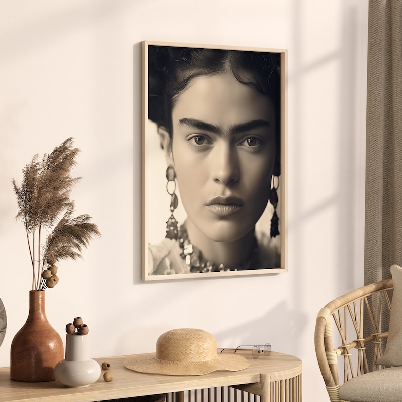 Unique Frida Kahlo Close-up Portrait, Frida Kahlo Photo, Frida Kahlos ...