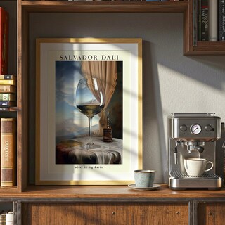 Stampa Su Tela Salvador Dalì - Il Mondo In Un Bicchiere Di Vino | Poster Artistico Per Arredo Soggiorno E Camera Da Letto | 30x45 Cm