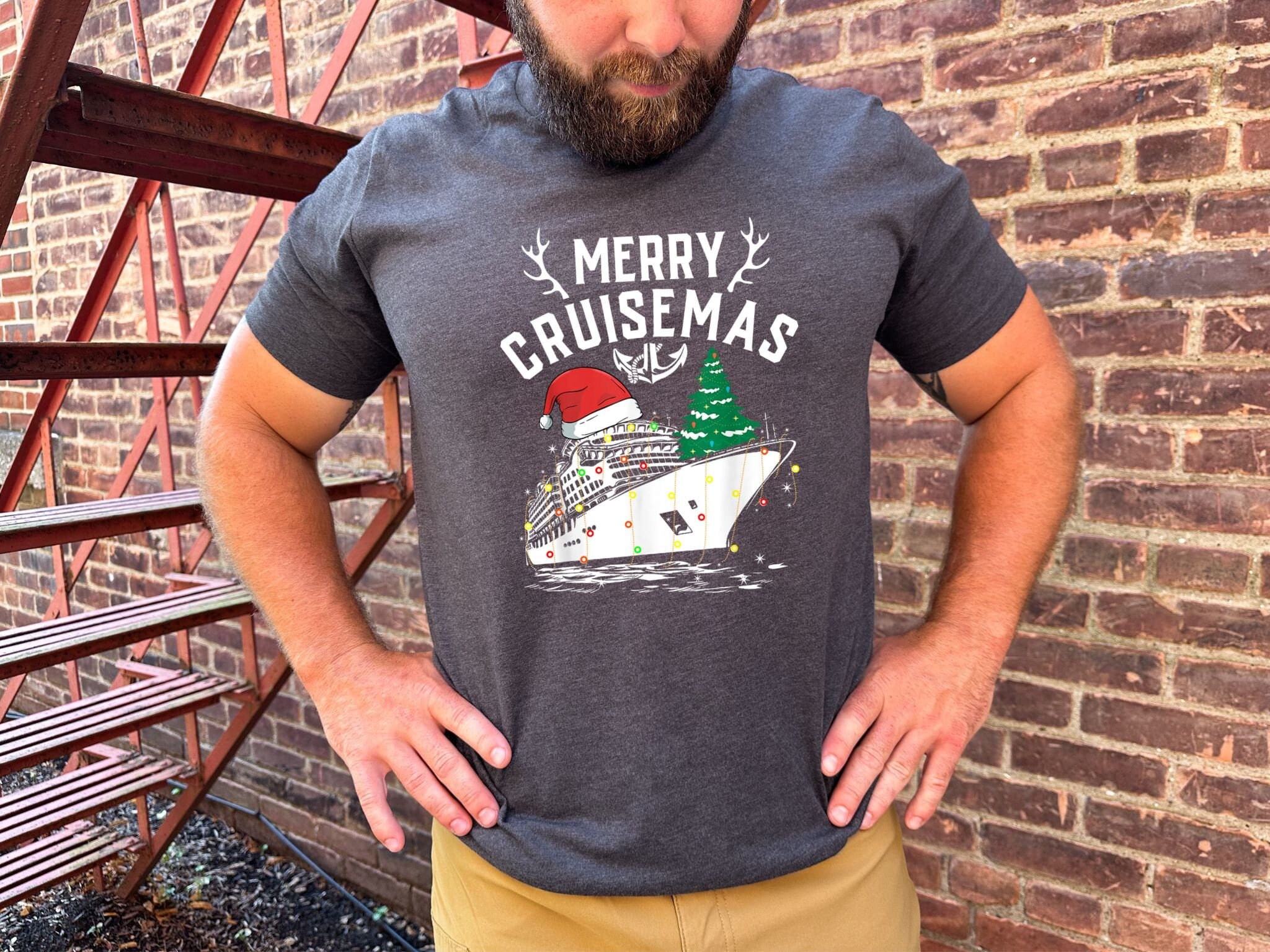 Merry Cruisemas Family Cruise Christmas 2019 Funny T-Shirt Merry Cruisemas Family Cruise Christmas 2019 Funny T-Shirt