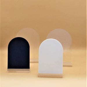 Acrylic arch with base