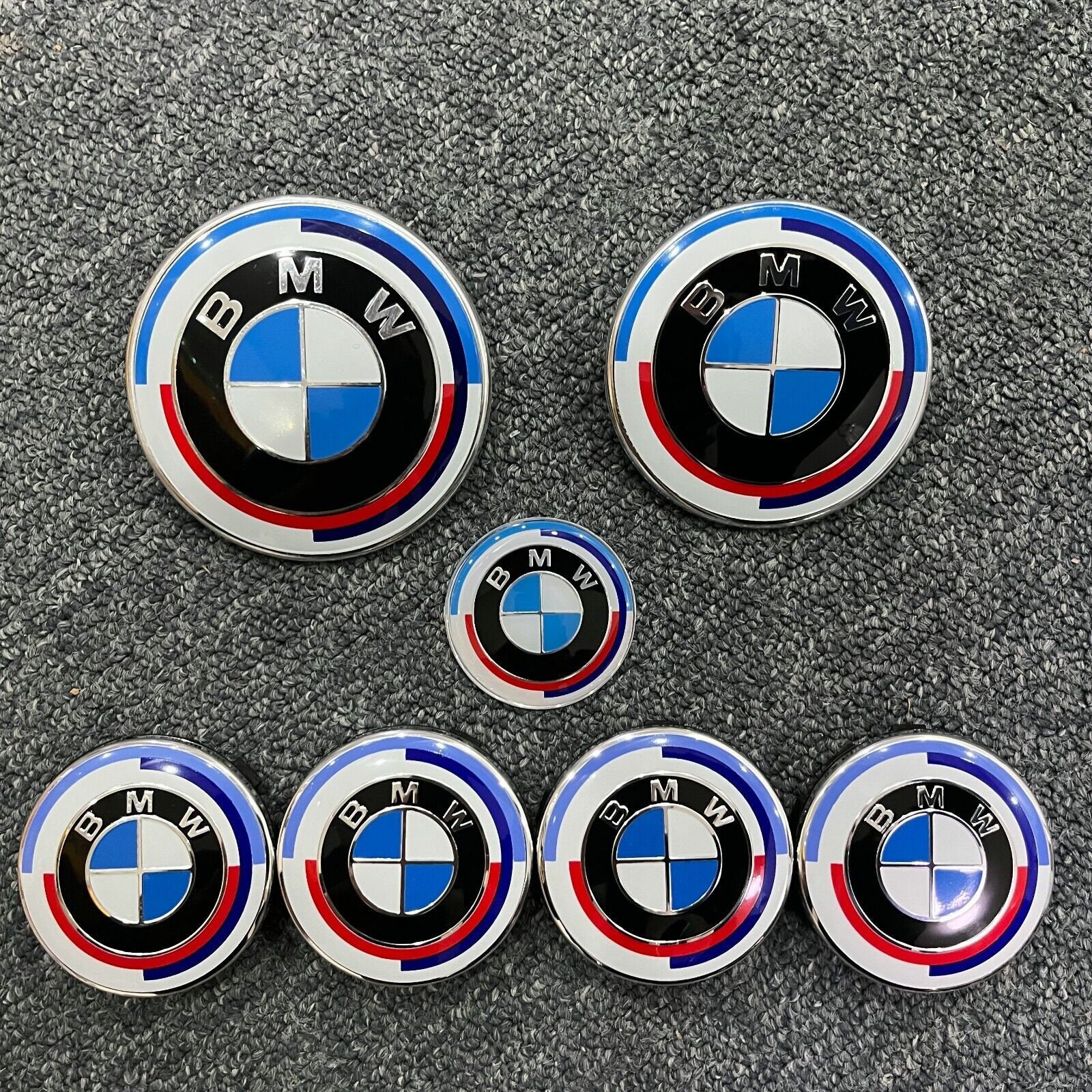 Emblema BMW 68 MM (para centro de rueda) 50a Aniversario - E-DZSHOP  AUTOPARTS