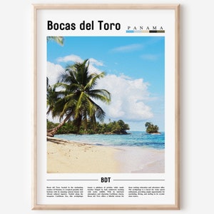 Puede incluir: Un póster de viaje con una foto de una playa tropical con palmeras y agua turquesa. El póster tiene el texto "Bocas del Toro, Panamá" y "BDT" en la esquina inferior izquierda.