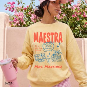 Maestra Sweatshirt Comfort Colors Maestra Teacher Shirt Gift Spanish Teacher Long sleeve Bilingual Teacher welcome back to school Teacher