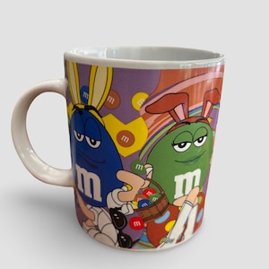 Tazza da caffè pasquale vintage M&Ms Candy Party Blu Verde Giallo Rosso Mars 12 oz, classico coniglietto di caramelle