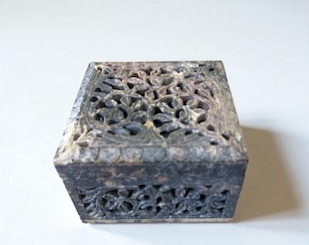 Caja de piedra tallada a mano, caja de baratijas de esteatita, caja de joyería o baratijas, caja tallada en mármol de esteatita con tapa con bisagras, almacenamiento decorativo