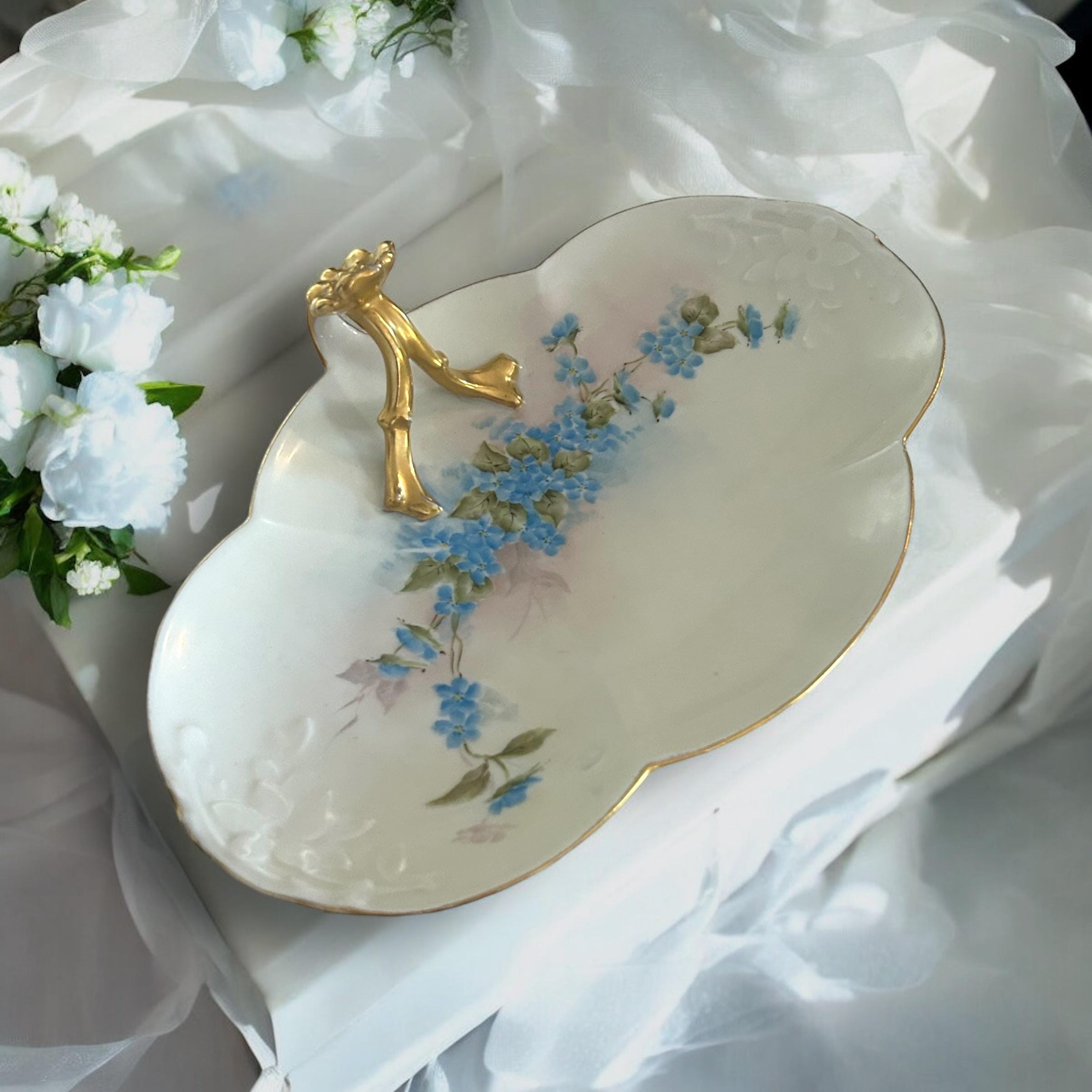 フランス製 Limoges  Chapus 美しいレリーフ fleur フランス製 Limoges Royal Chapus 美しいレリーフ fleur