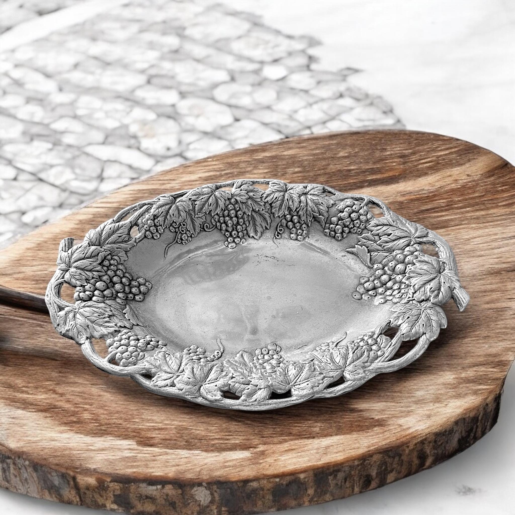 Vintage Arthur Court 1993 Aluminum Grapes Oval Tray Decorative