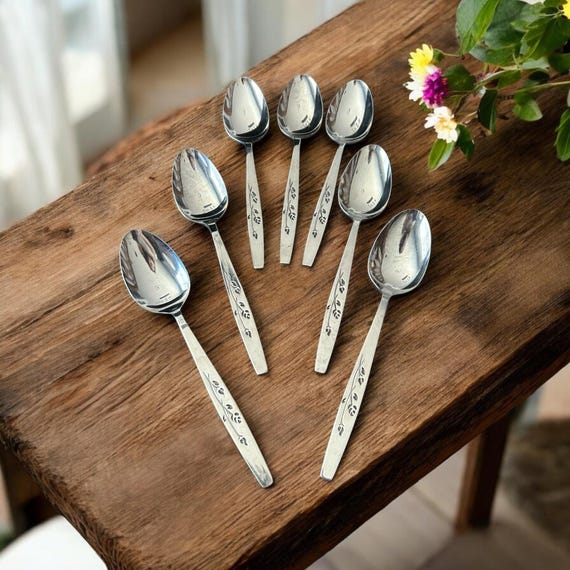【Vintage】 Floral Teaspoons Vintage Gold-Plated Teaspoons with Rose Motif Handles - Set of 6