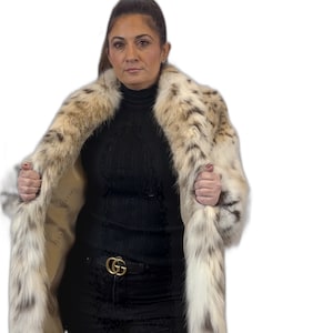 Lynx cat fur jacket. Beautiful soft silky Lynx cat jacket