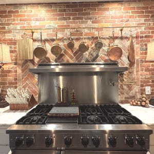 Handmade Solid Brass Pot & Pan Rail – Antique Brass Kitchen Organizer Rack – Wall Mounted Hanging Bar with Hooks