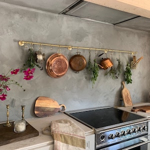 Unlacquered Brass Pot Rail with &quot;S&#39; hooks, Antique Style Unlacquered Brass Pot Rack Vintage Handmade Gold Brass Pot Rack Rustic Wall Mounted