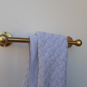 Toalheiro de latão sem laca, porta-toalhas de latão, toalha de latão, porta-toalhas de latão para banheiro, barra de toalhas feita à mão
