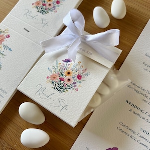 Wedding favors, greenery wedding favors, customizable confetti holders with a floral theme, wild flowers