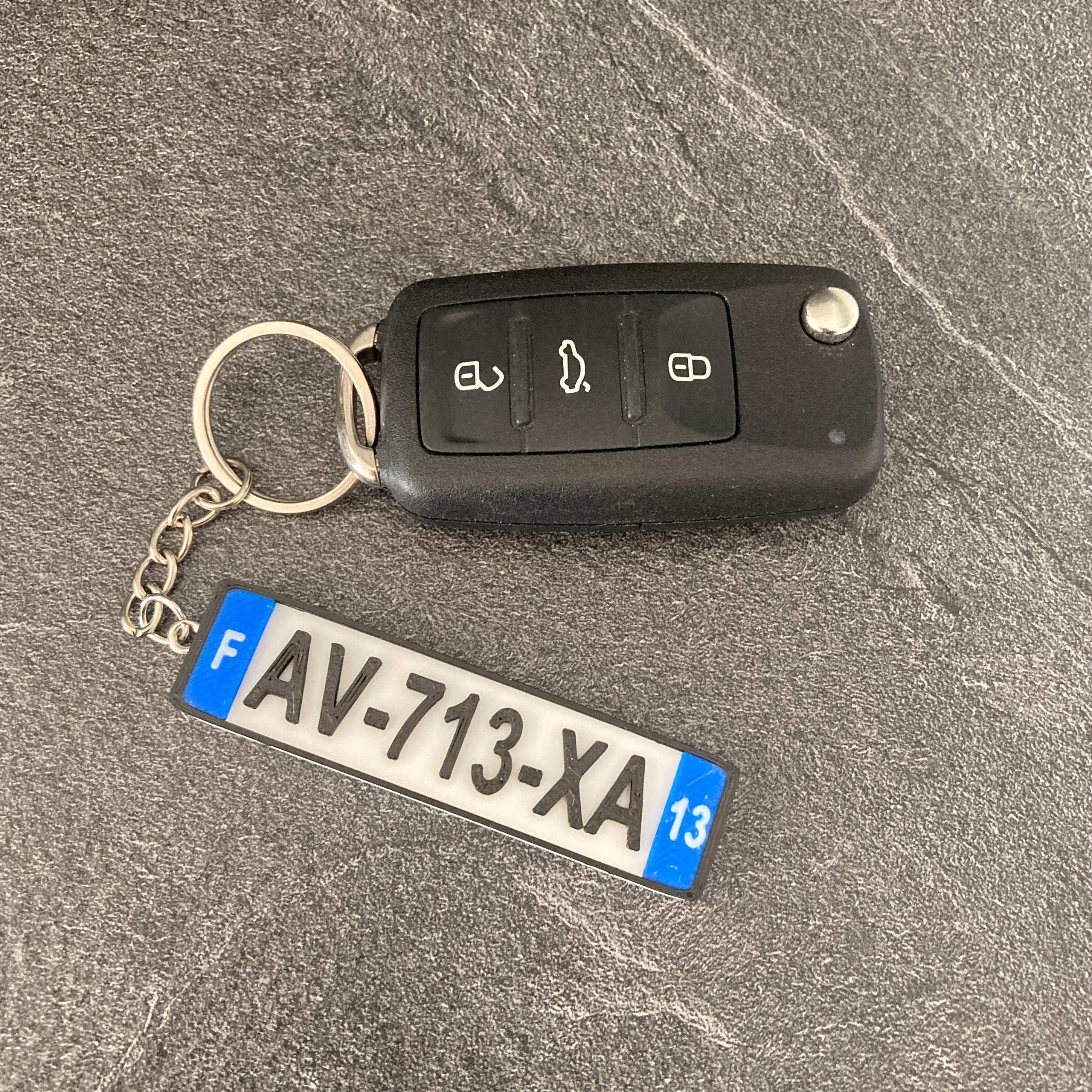 Set of 2 customizable registration key rings