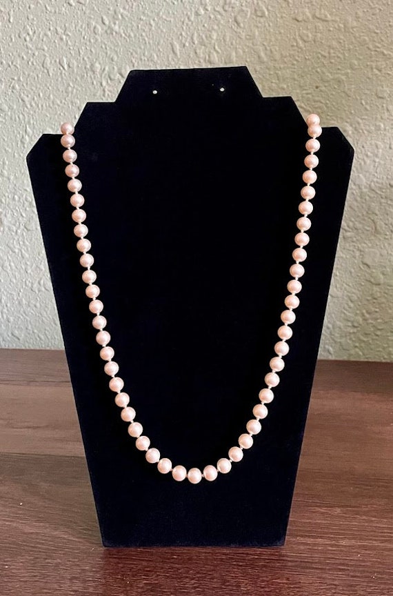 Vintage Hand Knotted Champagne Pearl Necklace Sign