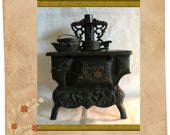1930 39 s Crescent Cast Iron Stove and Pot Set - Miniature