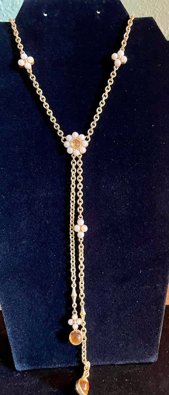 1990’s Avon Floral Flower Pearl Lariat Goldtone N… - image 3