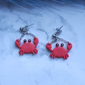 Cute Crab Dangle Earrings, Handmade Summer Earrings, Beach Clay Earrings, Crab Jewelry, Ocean Jewelry