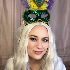 Mardi Gras Mask 3